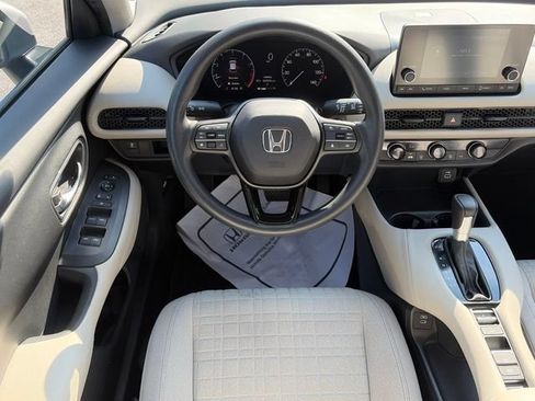 Certified 2024 Honda HR-V LX image 34