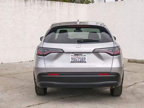 Certified 2026 Honda HR-V LX image 8