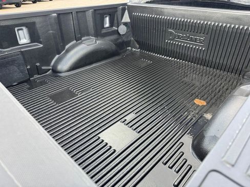 Used 2025 Ford F150 XLT w/ Equipment Group 301A Standard image 5