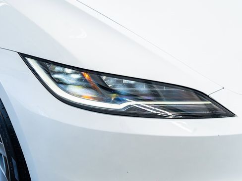 Used 2025 Tesla Model 3 Long Range image 18