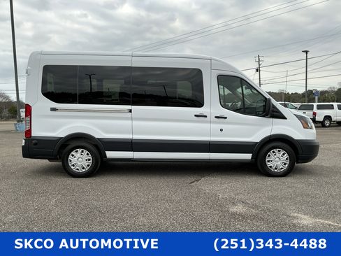 Used 2016 Ford Transit 350 XL image 6