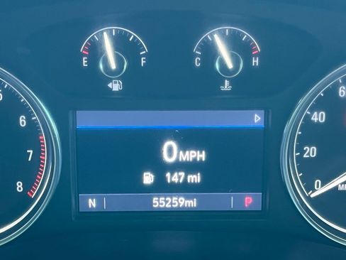 Used 2020 Buick Enclave Essence w/ Sound and Sites Package image 37