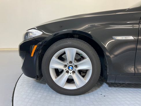Used 2013 BMW 528i xDrive 528i xDrive image 9