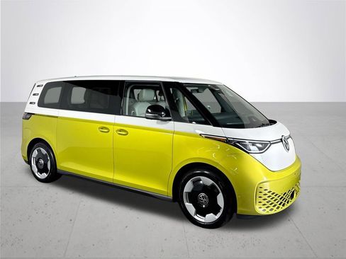 New 2025 Volkswagen ID. Buzz Pro S Plus image 4