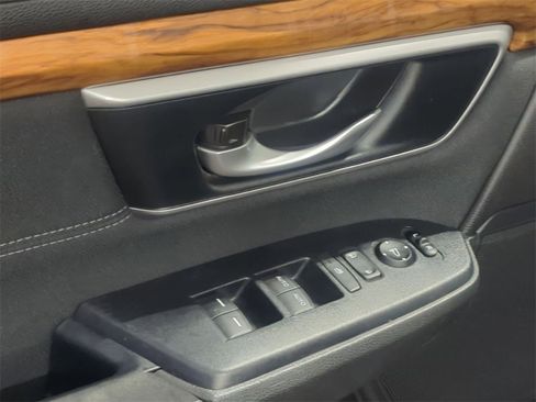 Used 2018 Honda CR-V EX image 16