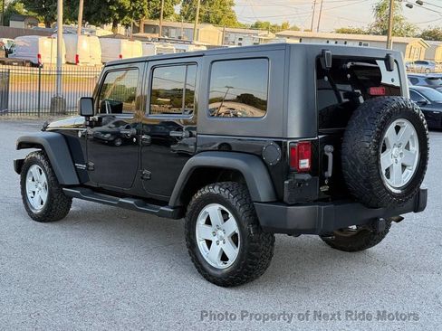 Used 2012 Jeep Wrangler Unlimited Sport AWD/4WD image 5