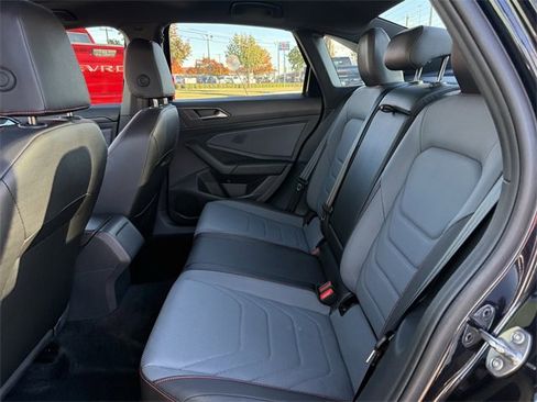 Used 2025 Volkswagen Jetta GLI Autobahn image 24