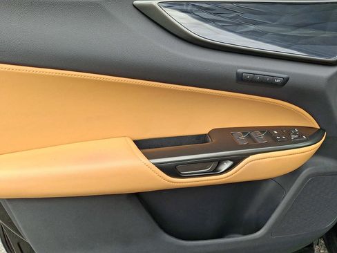 Used 2024 Lexus NX 350 AWD image 9