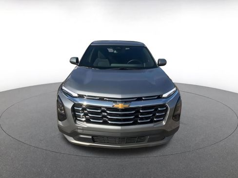 Used 2025 Chevrolet Equinox LT image 4