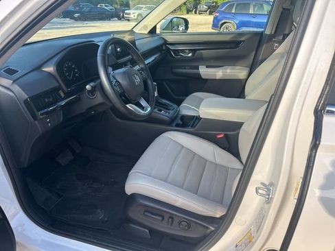 Used 2025 Honda CR-V EX-L image 5