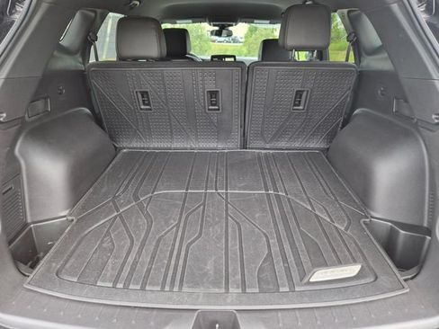 Used 2024 Chevrolet Blazer RS w/ LPO, Floor Liner Package FWD image 12