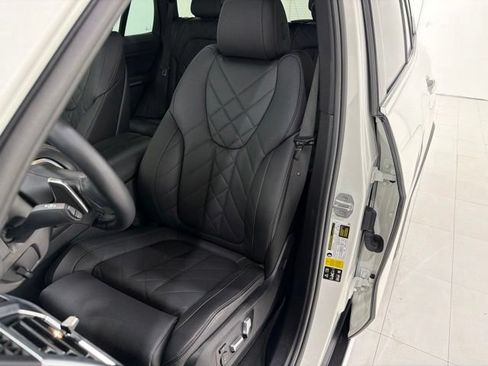 Certified 2024 BMW X5 xDrive40i AWD/4WD image 13