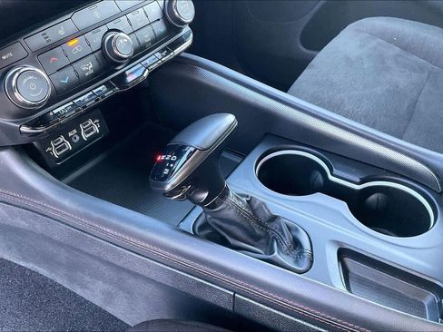 Used 2025 Dodge Durango GT image 15