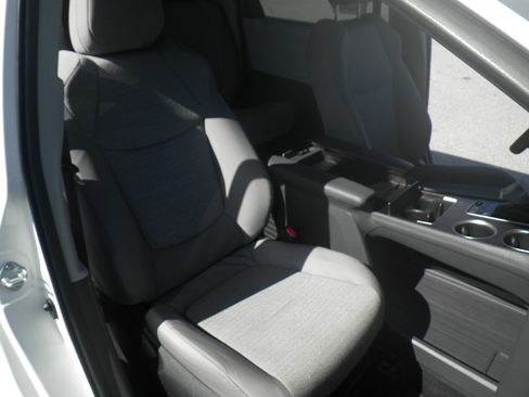 Used 2024 Toyota Sienna LE image 24