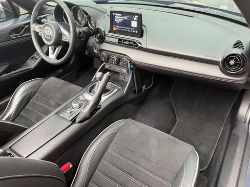 Used 2021 MAZDA MX-5 Miata Club w/ Brembo/BBS Recaro Package RWD image 7