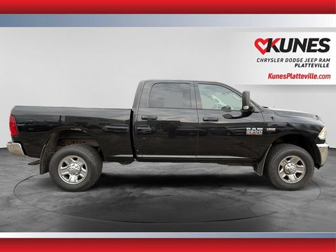 Used 2016 RAM 2500 Tradesman w/ Chrome Appearance Group AWD/4WD image 10