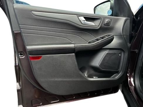 Used 2023 Ford Escape Active w/ Tech Pack #2 AWD/4WD image 14
