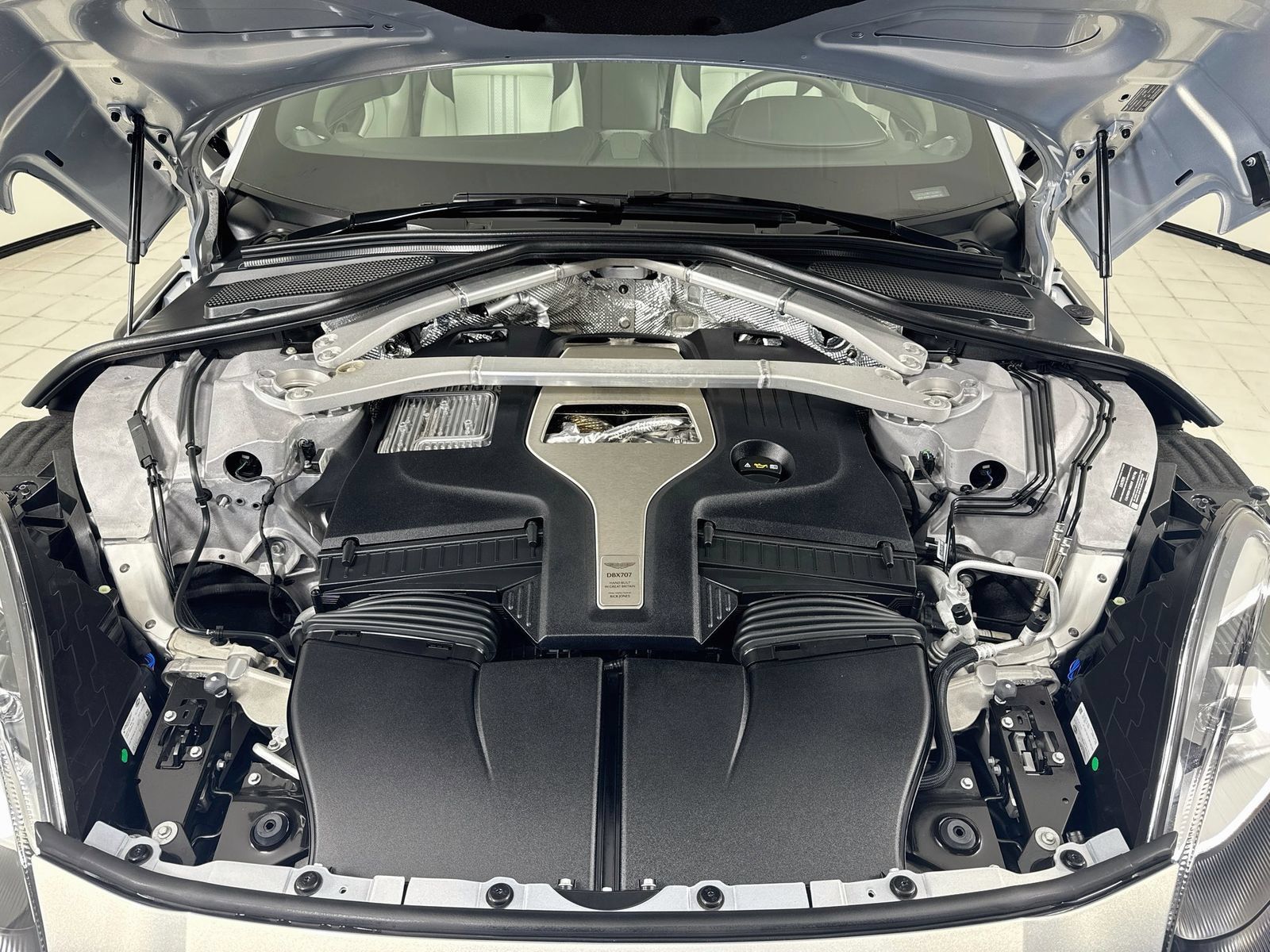 Used 2026 Aston Martin DBX 707 AWD/4WD image 29