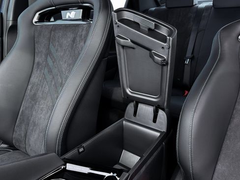 New 2026 Hyundai Elantra N image 18