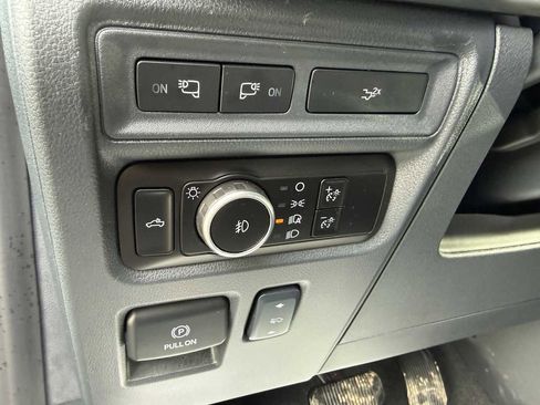 Used 2023 Ford F150 Lariat image 17