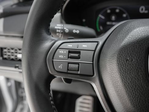 Used 2023 Honda Accord Sport image 17