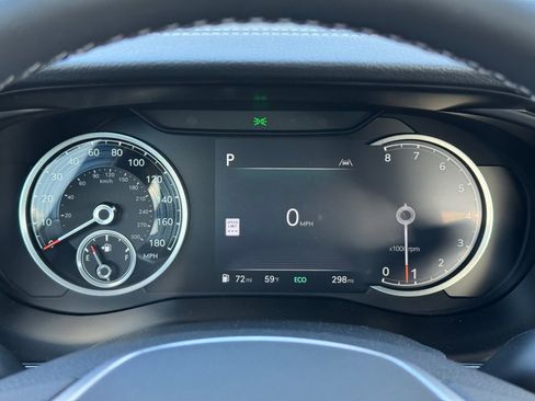 Used 2026 Genesis G70 2.5T AWD/4WD image 2