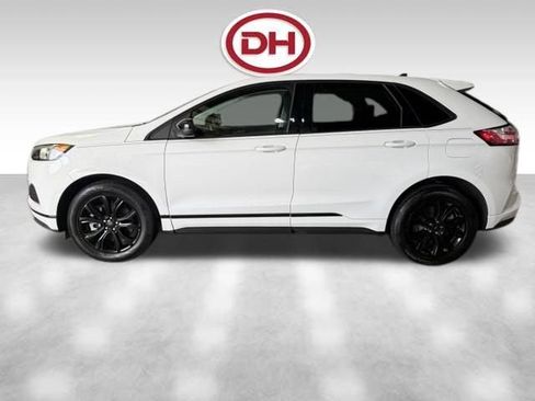 Used 2023 Ford Edge SE w/ Black Appearance Package AWD/4WD image 8