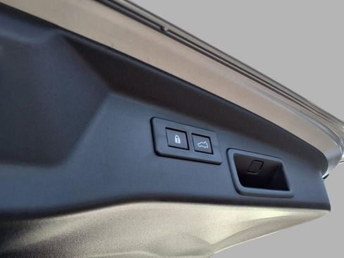 New 2026 Subaru Outback Limited image 48