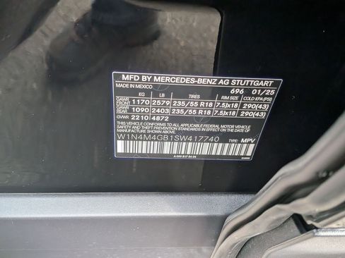 Certified 2025 Mercedes-Benz GLB 250 GLB 250 image 40