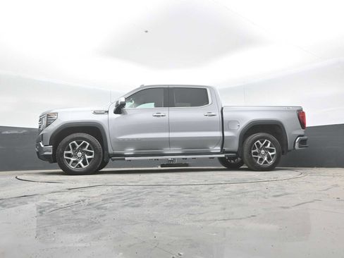 Used 2024 GMC Sierra 1500 SLT w/ SLT Premium Plus Package AWD/4WD image 25
