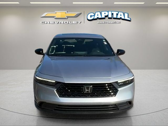 Used 2023 Honda Accord Sport image 9