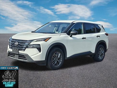 Used 2024 Nissan Rogue S AWD/4WD image 13