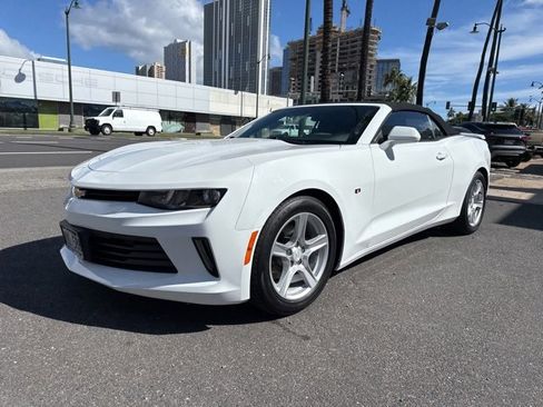 Used 2018 Chevrolet Camaro LT image 3