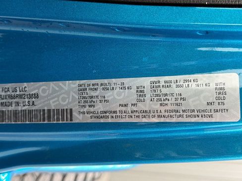 Used 2024 Jeep Wrangler Unlimited Rubicon 4xe image 37