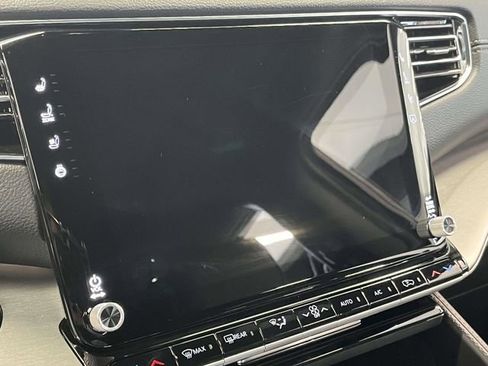 New 2026 Jeep Grand Wagoneer Limited image 23