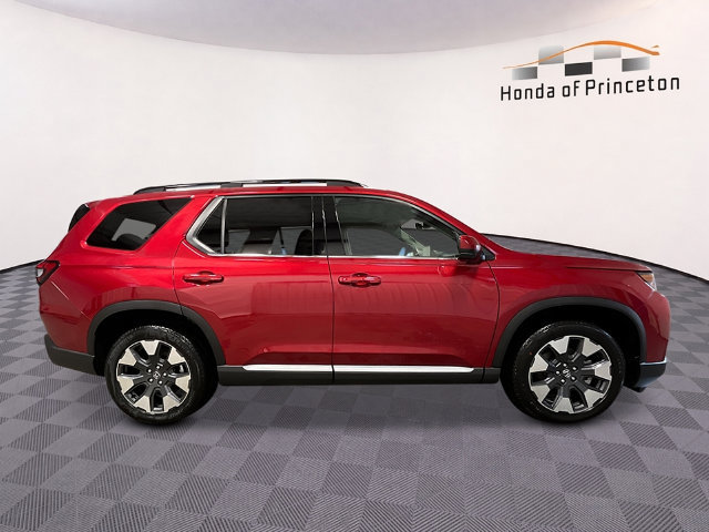 New 2026 Honda Pilot Touring image 2
