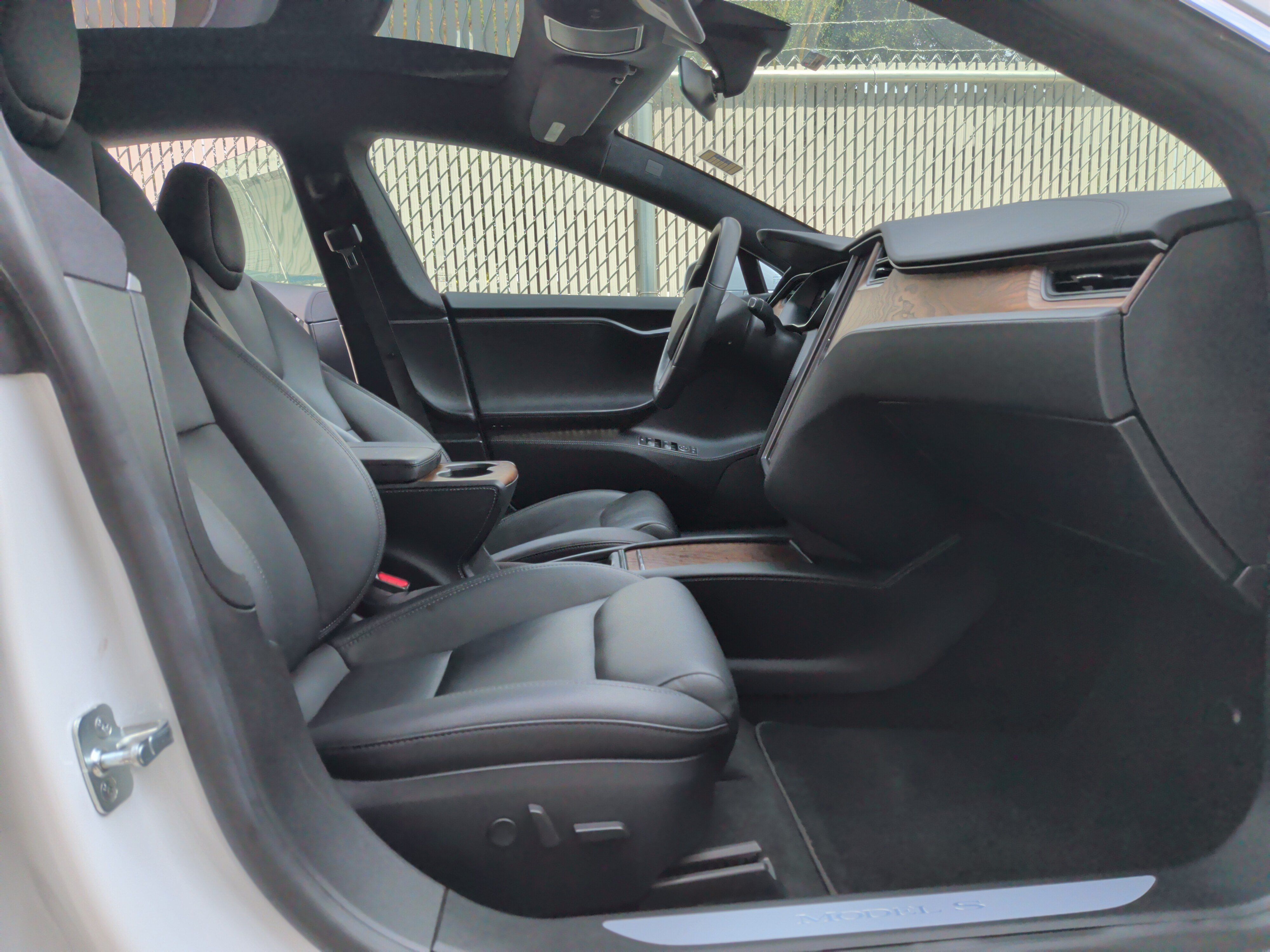 Used 2020 Tesla Model S Long Range Plus AWD/4WD image 34