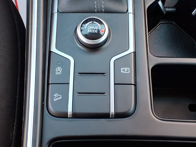 Used 2023 Kia Sorento LX FWD image 13