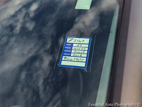 Used 2024 Nissan Rogue SV FWD image 36