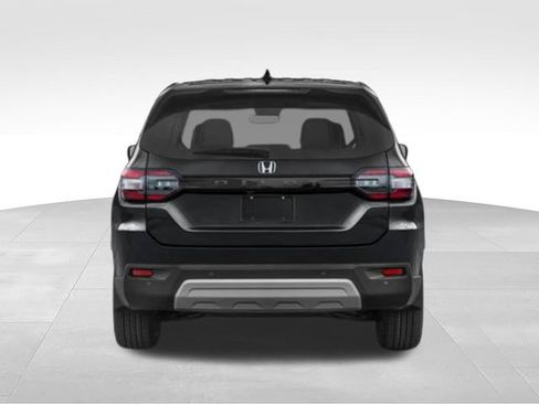 Used 2025 Honda Pilot EX-L image 5