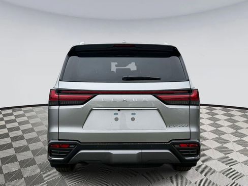 Used 2026 Lexus LX 700h Luxury w/ Accessory Package (Z1) image 3