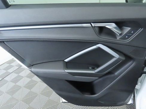 Used 2022 Audi Q3 2.0T Premium Plus w/ Premium Plus Package image 26