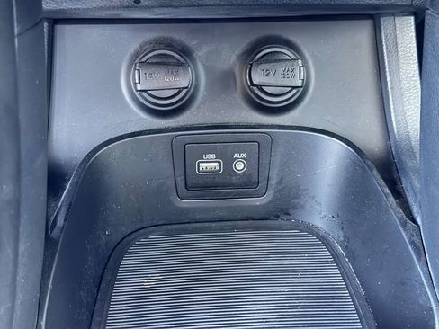 Used 2017 Hyundai Santa Fe Limited w/ Cargo Package FWD image 60
