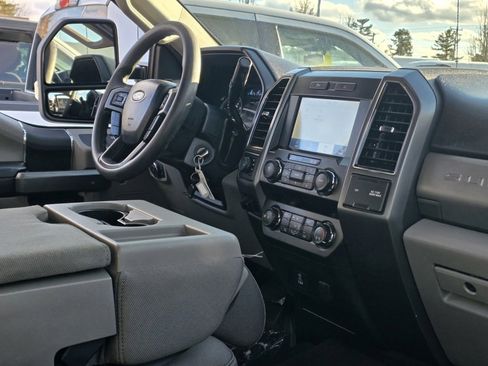 Used 2021 Ford F250 XLT image 12