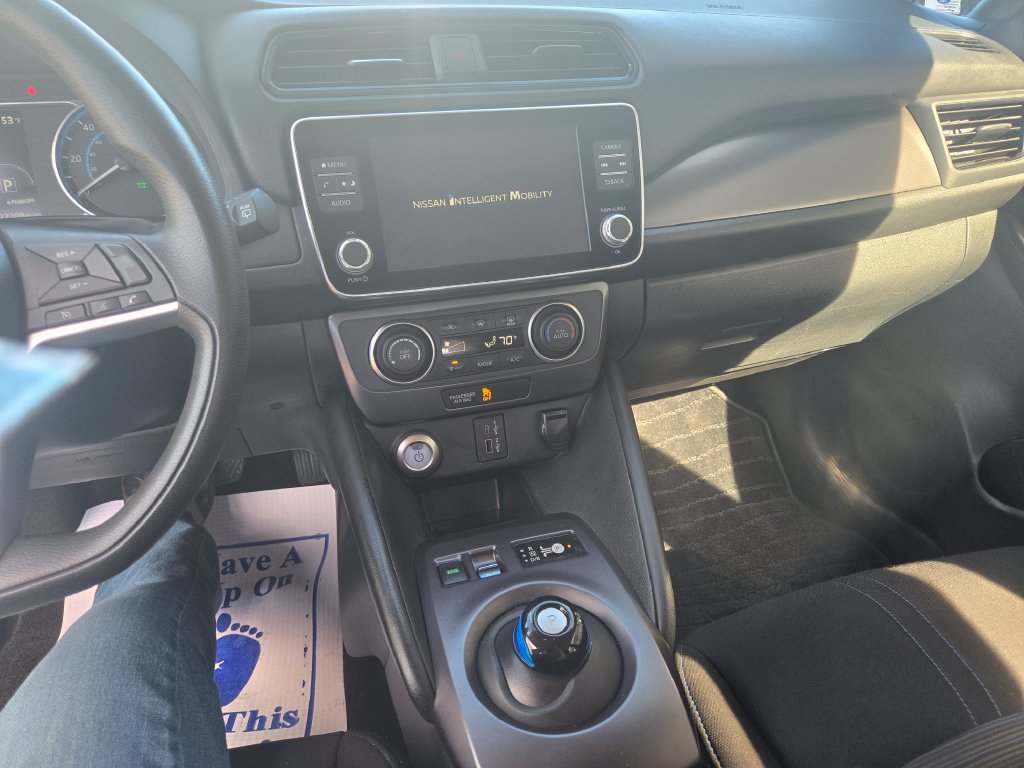 Used 2023 Nissan Leaf S FWD image 9