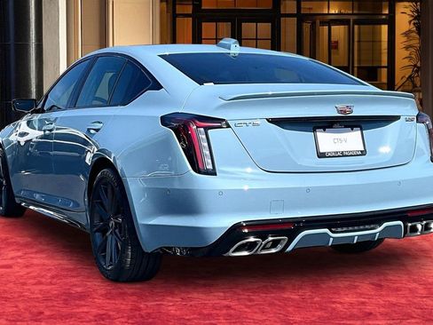 New 2026 Cadillac CT5 V image 4
