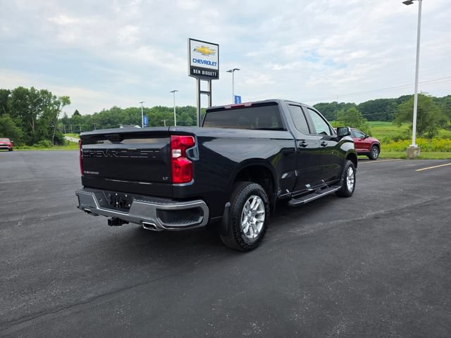 Used 2023 Chevrolet Silverado 1500 LT w/ Z71 Off-Road Package AWD/4WD image 4