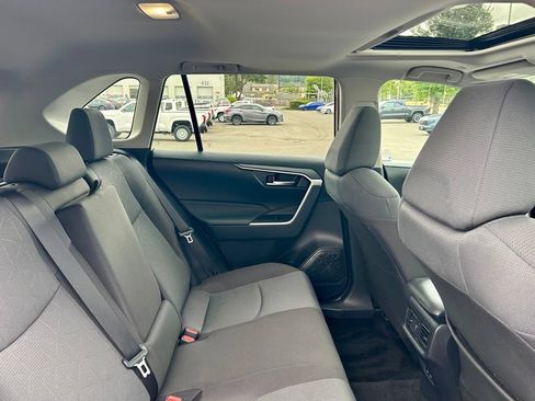Certified 2025 Toyota RAV4 XLE w/ Convenience Package AWD/4WD image 14