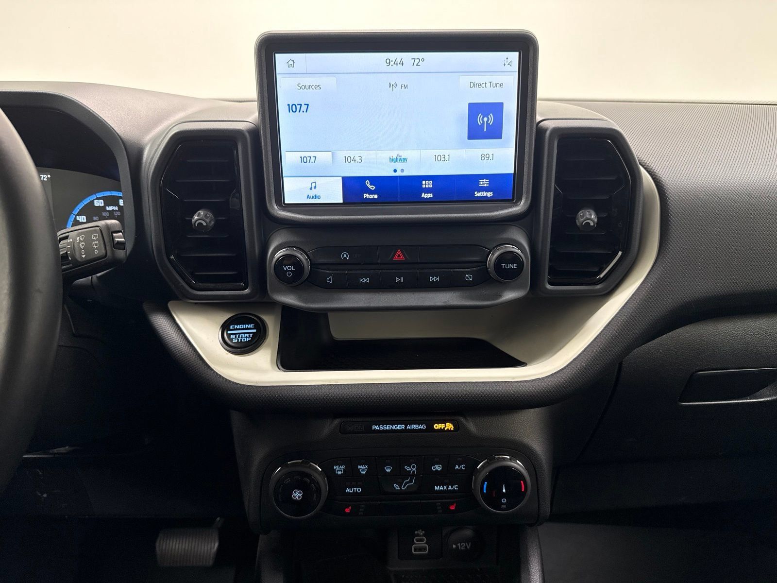 Used 2024 Ford Bronco Sport Heritage w/ Heritage Convenience Package AWD/4WD image 26