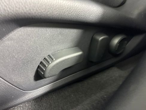 Used 2026 Subaru Crosstrek 2.0i Premium image 25